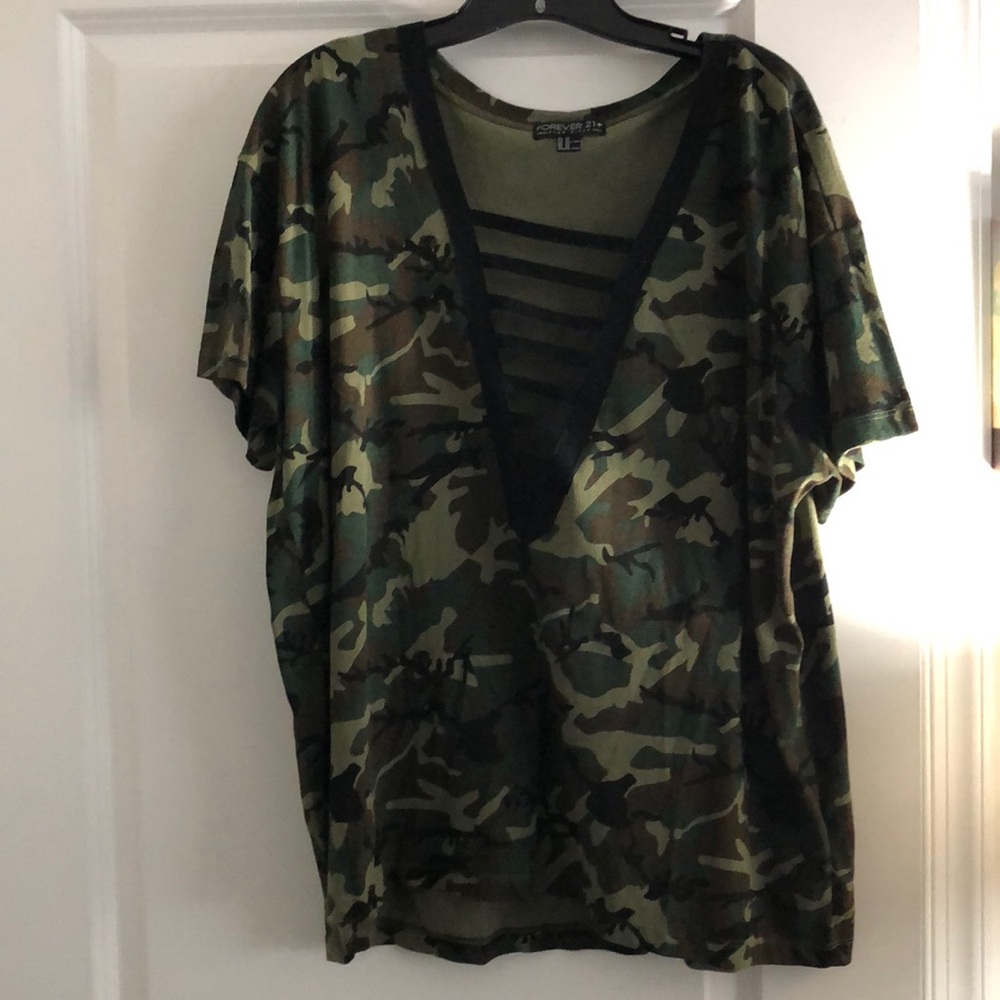 Camo t-shirt